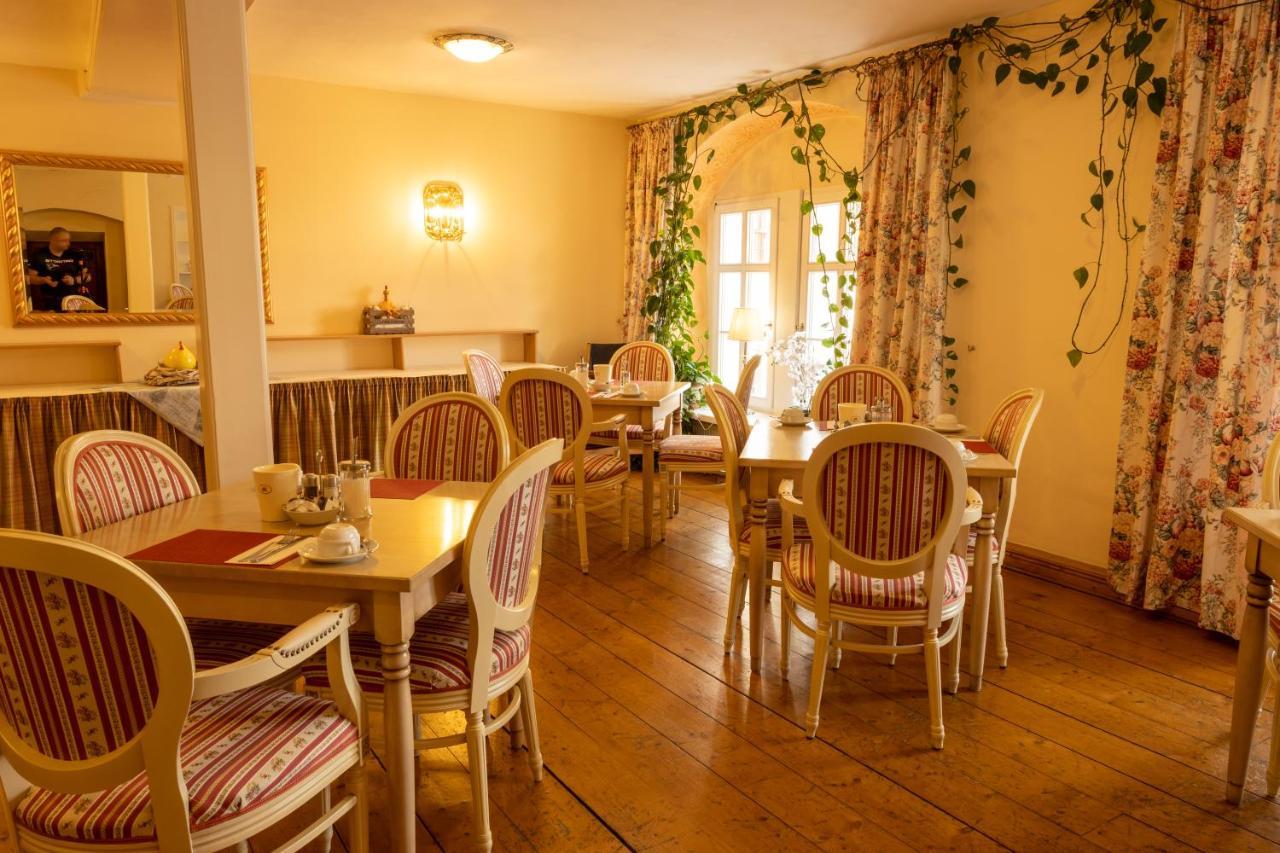 Hotel Anker Saalfeld Saale Екстериор снимка