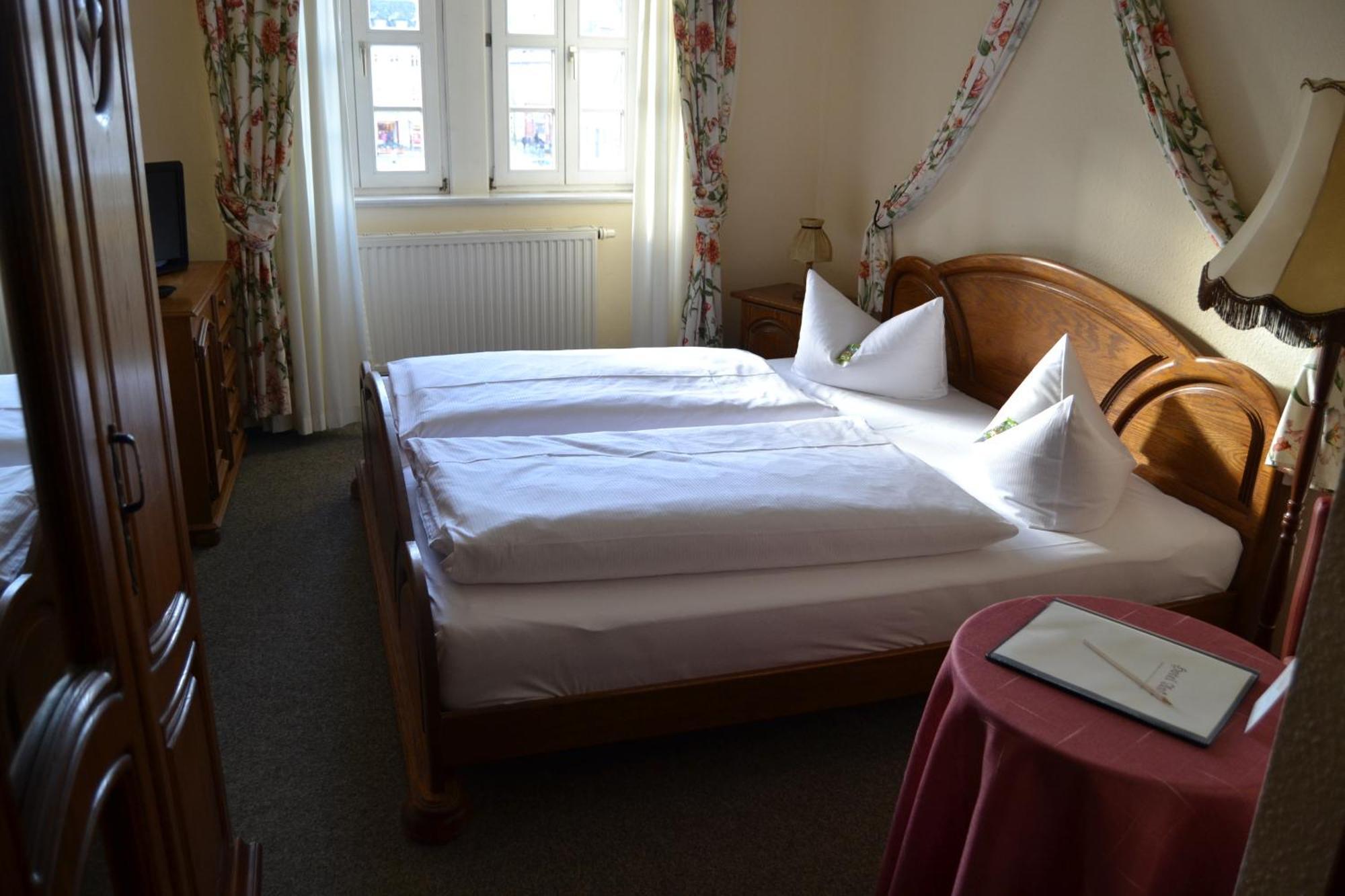 Hotel Anker Saalfeld Saale Стая снимка