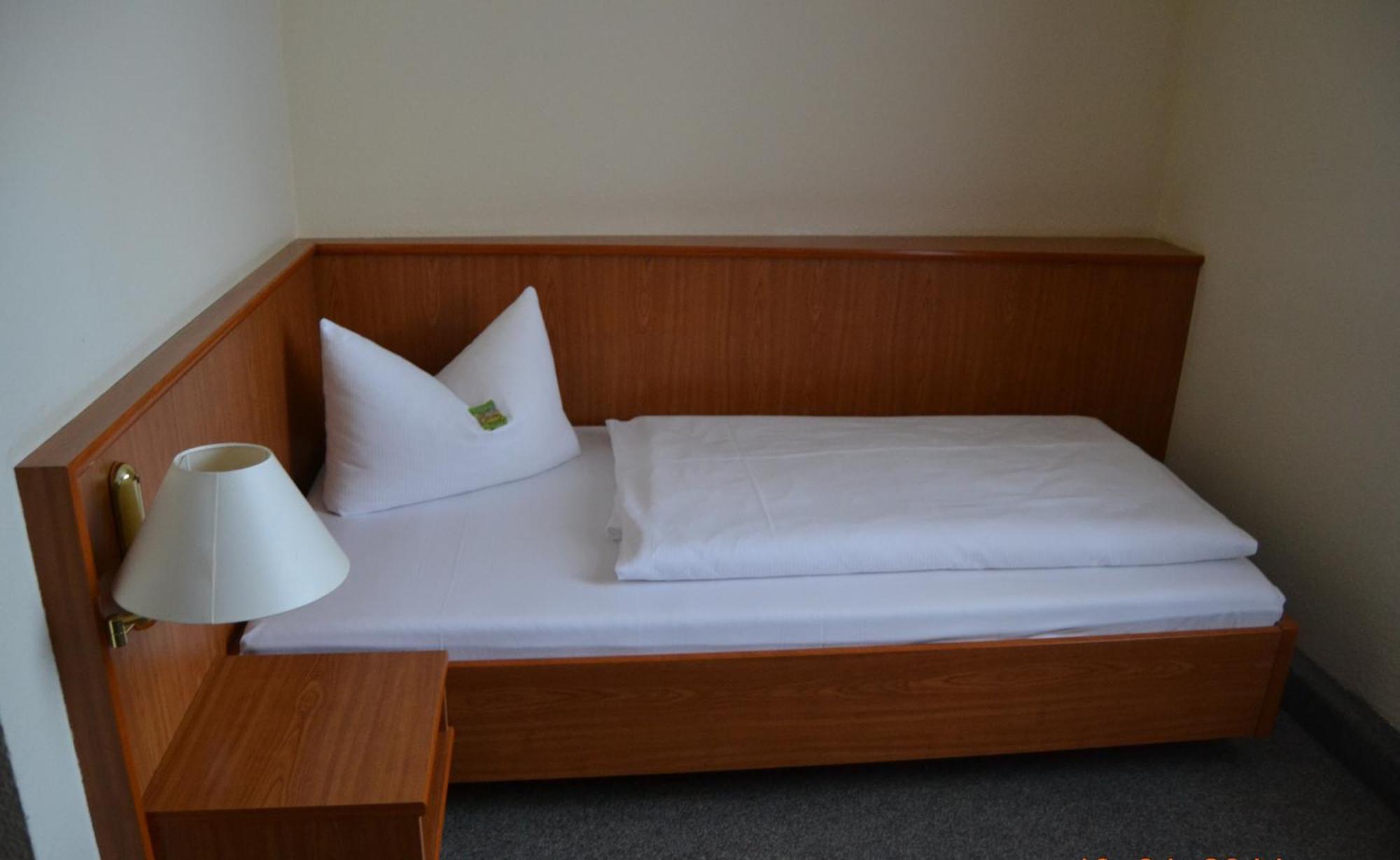 Hotel Anker Saalfeld Saale Стая снимка