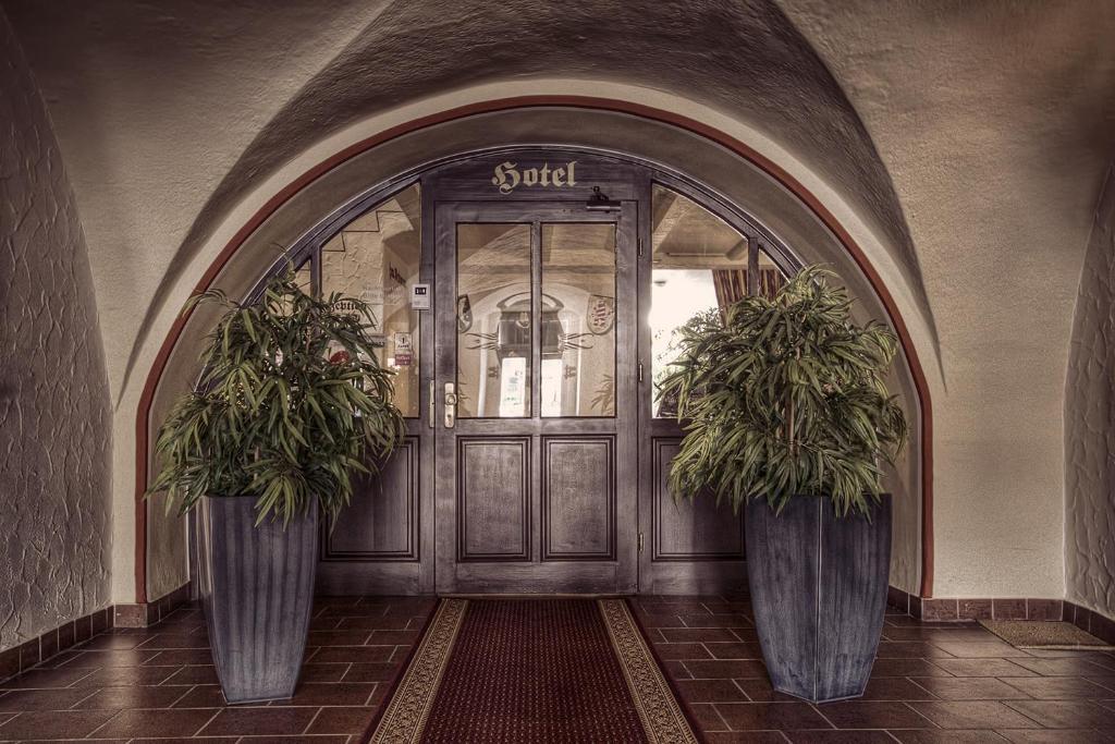 Hotel Anker Saalfeld Saale Екстериор снимка